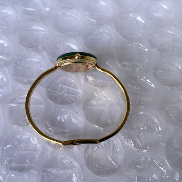 Vintage Gucci 11/12.2 Interchangeable Bezel Watch Gold Tone Near Mint Condition - Picture 10 of 10